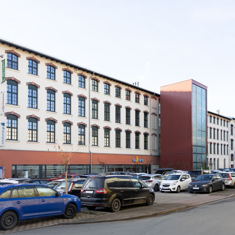 Gebäudeansicht Filiale in der Schönherrfabrik